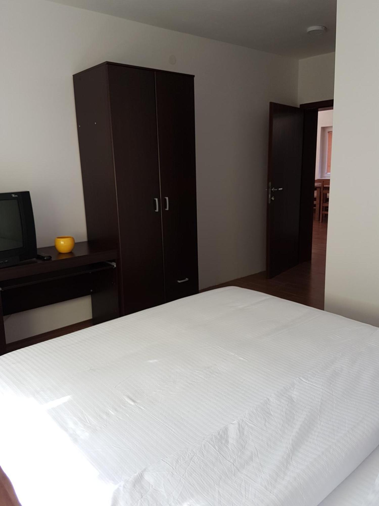 Hestia Apartments Берово Екстериор снимка